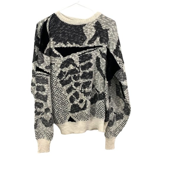 Giorgio Zanelli Other - VTG White and Black Graphic Print Dad Sweater M